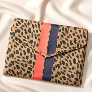 Stella and Dot Bellamy Clutch with Shoulder Strap